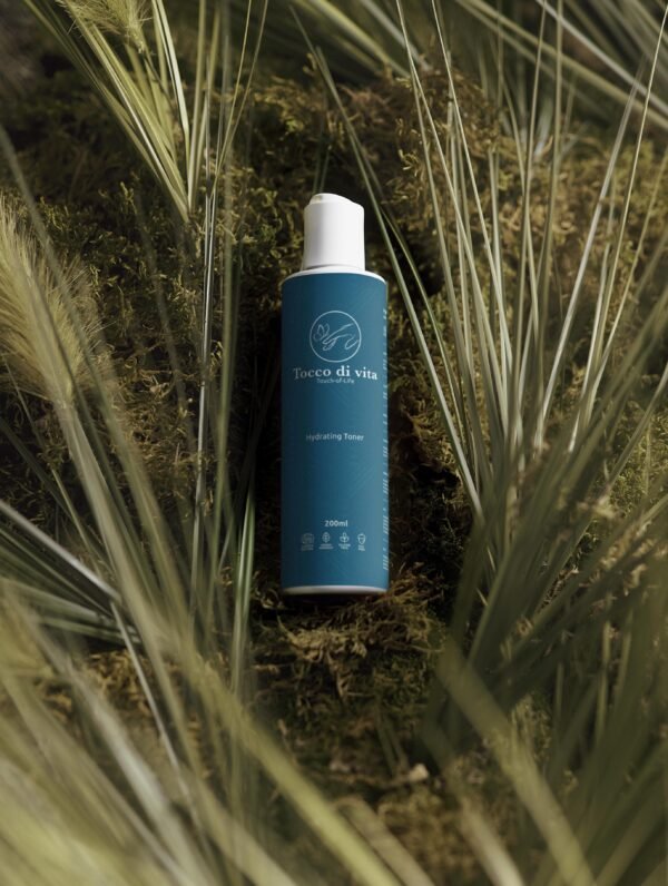 Tocoo Di Vita Hydrating Toner - Image 5